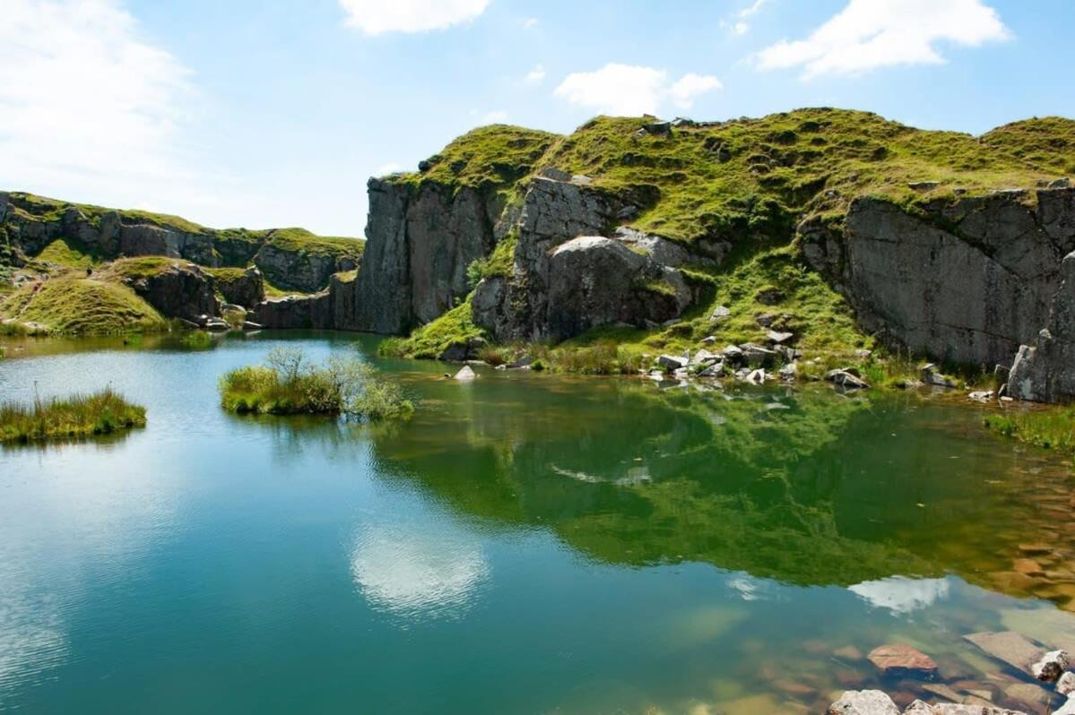 Вілла Dartmoor Barn On North Hessary Tor Єлвертон Екстер'єр фото